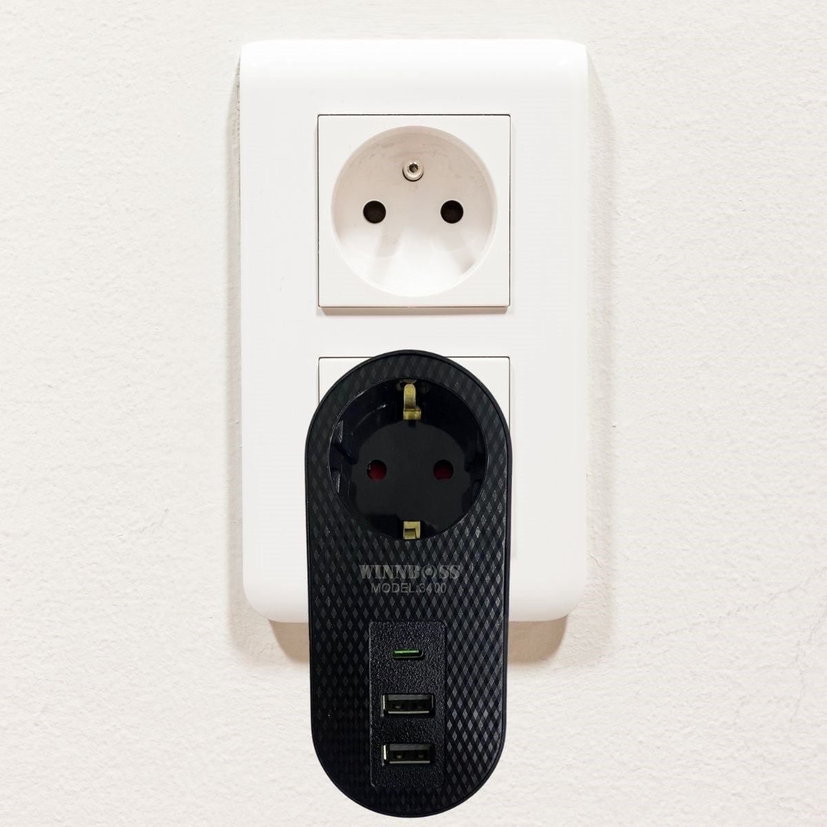 BUFFER® 2 USB,1 TYPE-C Girişli 1’li Çocuk Korumalı,Isıya Karşı Dayanıklı 2500Watt Termal Akım Korumalı Priz