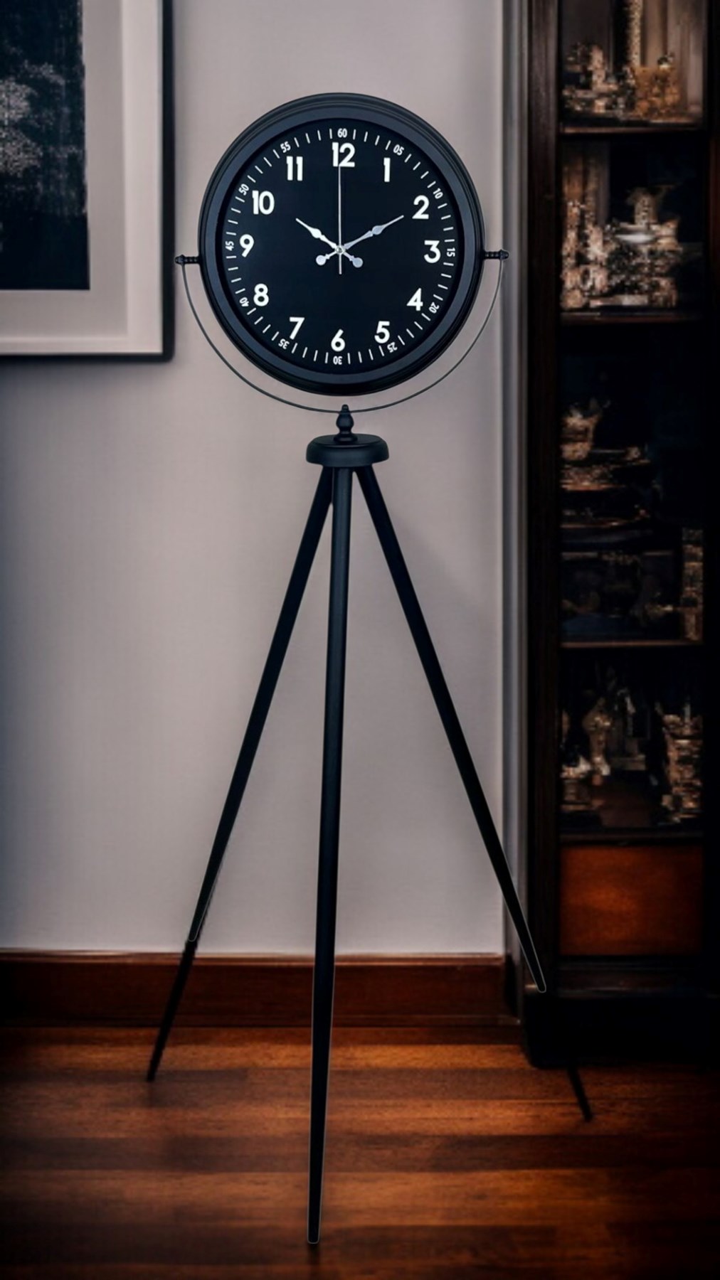 Royal Black Tripod Ayaklı Modern Tasarım Saat