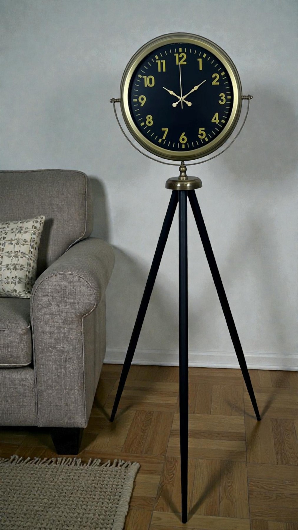 Black Legacy Eskitme Tripod Ayaklı Saat