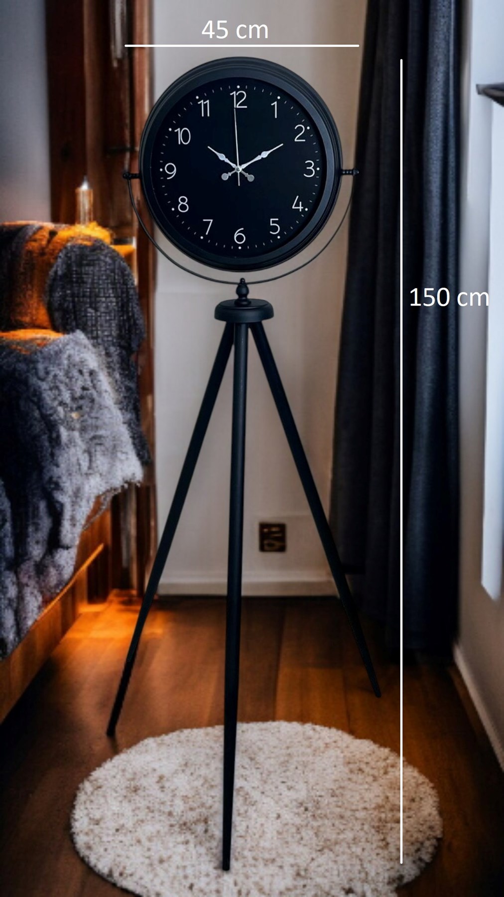 Sade Siyah Tripod Ayaklı Saat