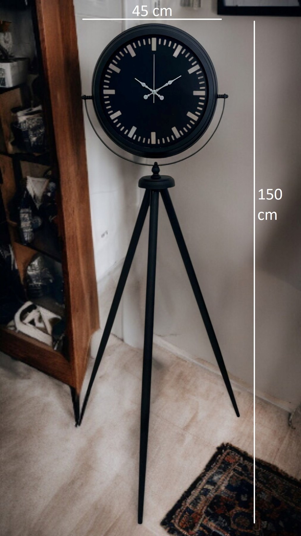 Siyah Lüks Sade Tripod Ayaklı Saat