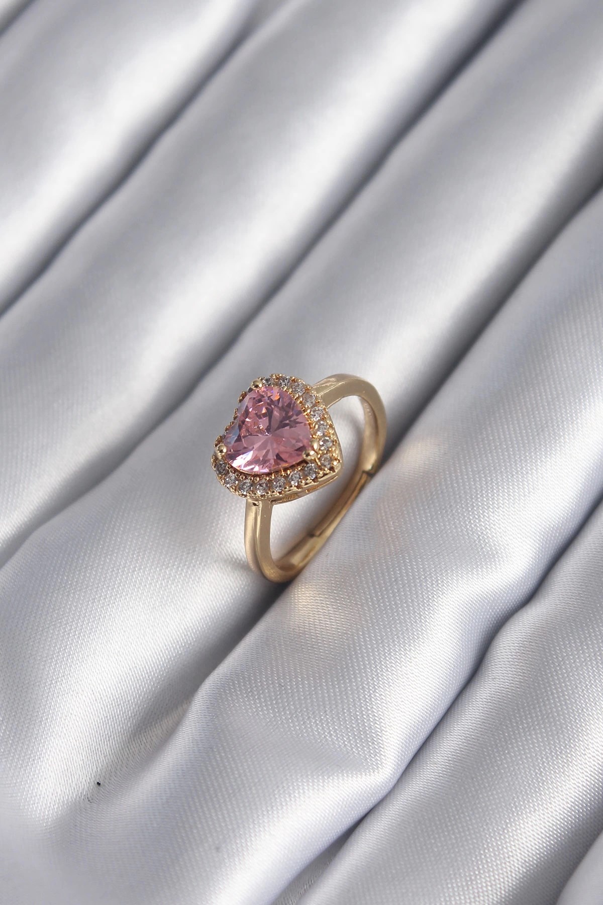 Mey İthalat® Pirinç Gold Renk Pembe Zirkon Taş Kalp Charm Model Kadın Yüzük
