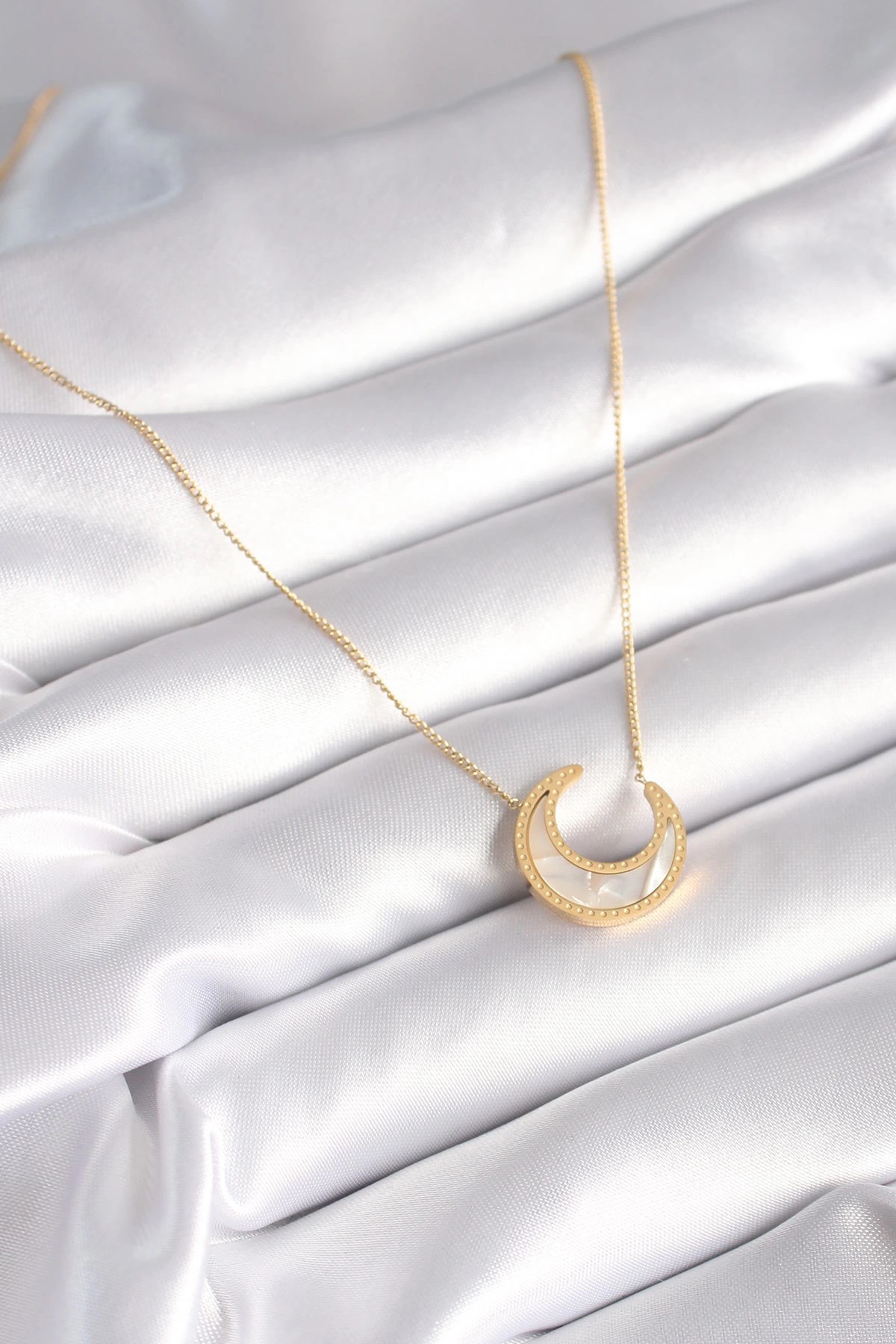 Mey İthalat® 316L Çelik Gold Renk Beyaz Sedefli Hilal Model Kadın Kolye
