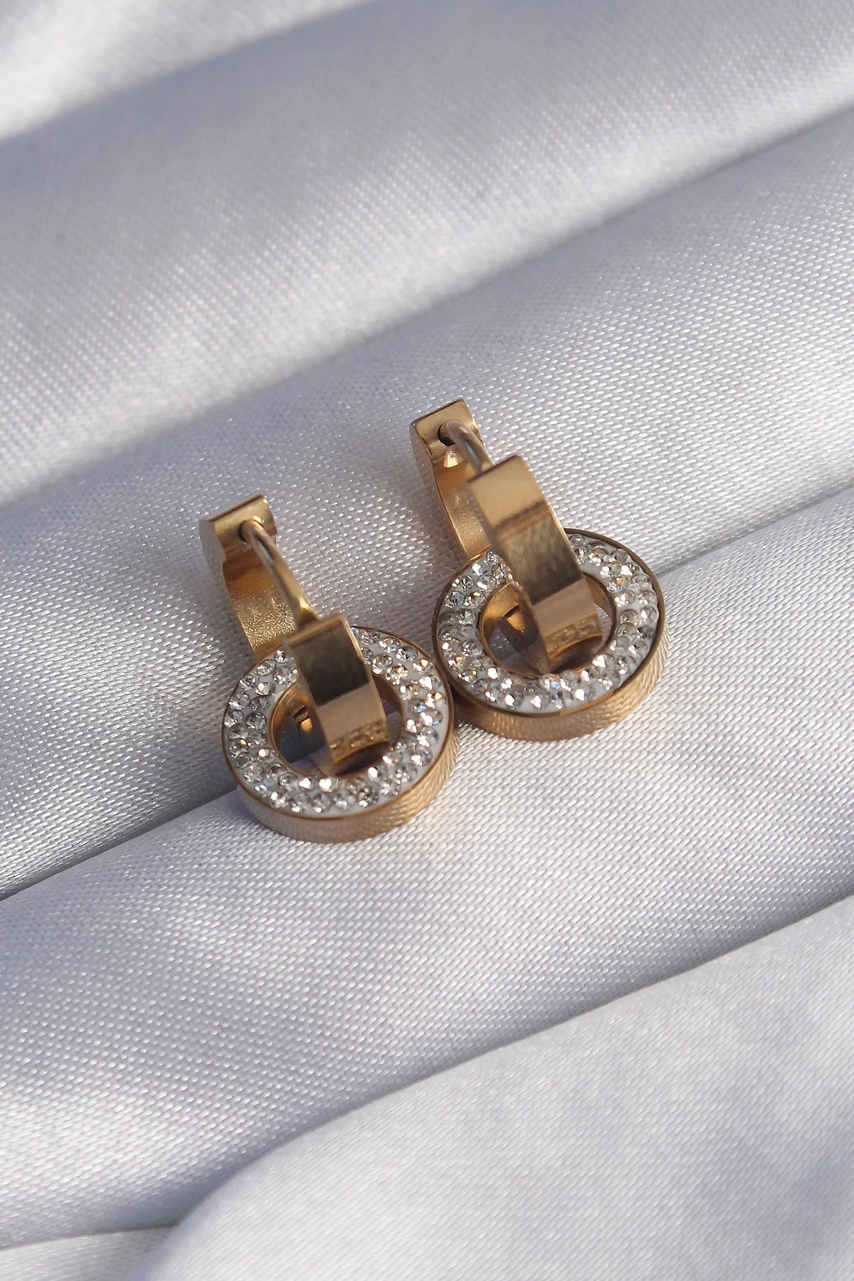 Mey İthalat® 316L Çelik Gold Renk Zirkon Taşlı İç İçe Geçmeli Oval Küpe