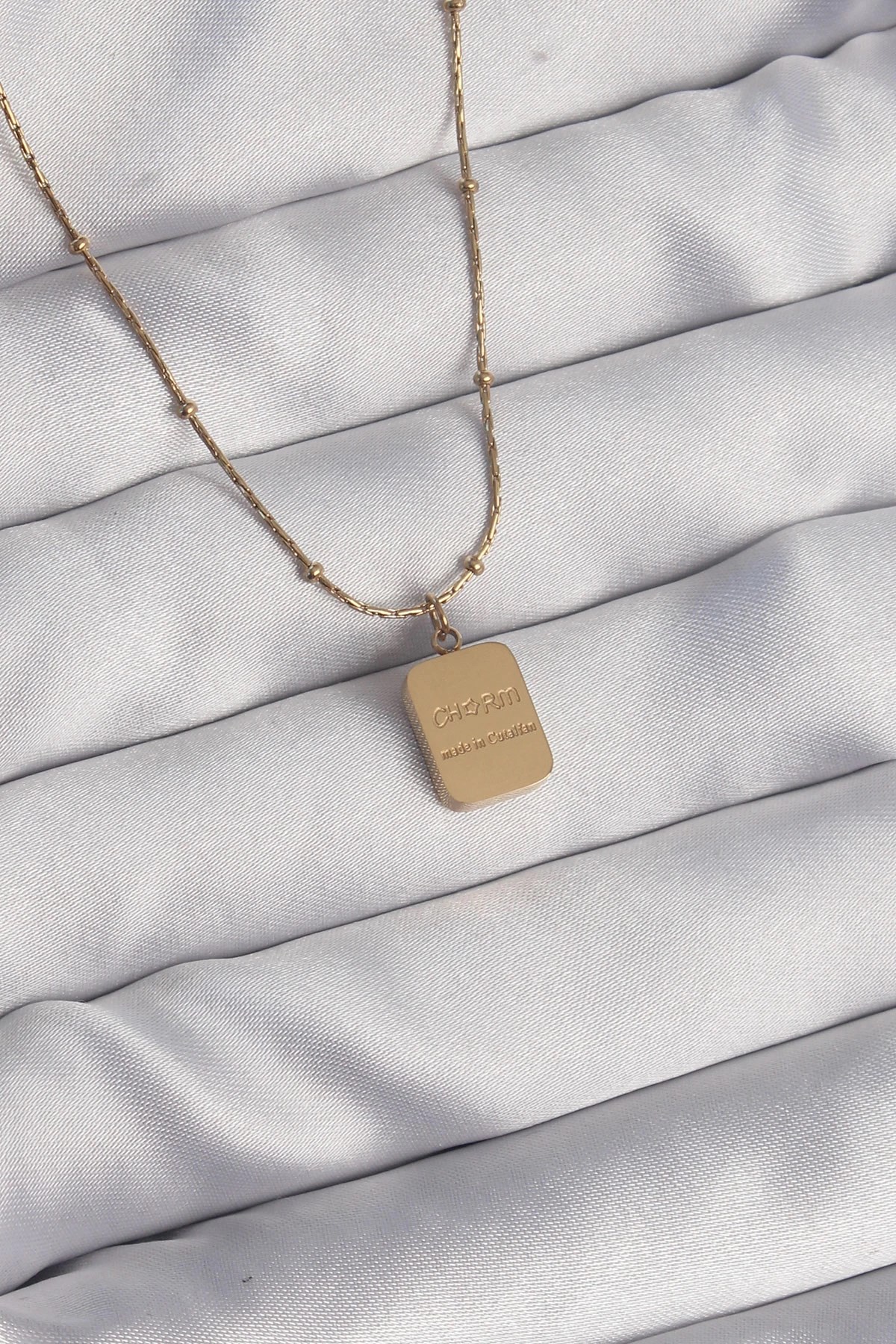 Mey İthalat® 316L Çelik Gold Renk Kare Charm Model Kolye
