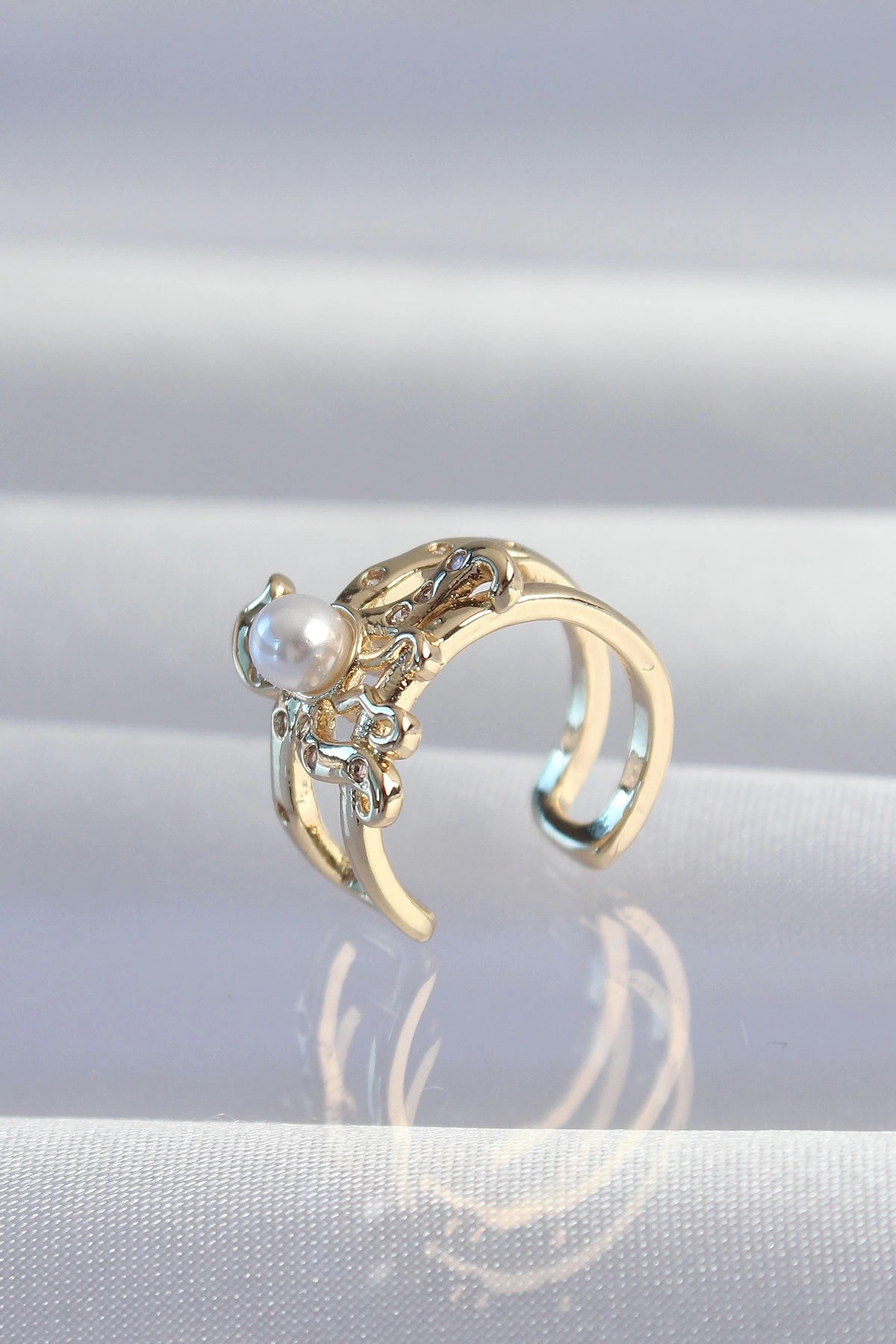 Mey İthalat® Pirinç Gold Renk İncili Ahtapot Earcuff Küpe
