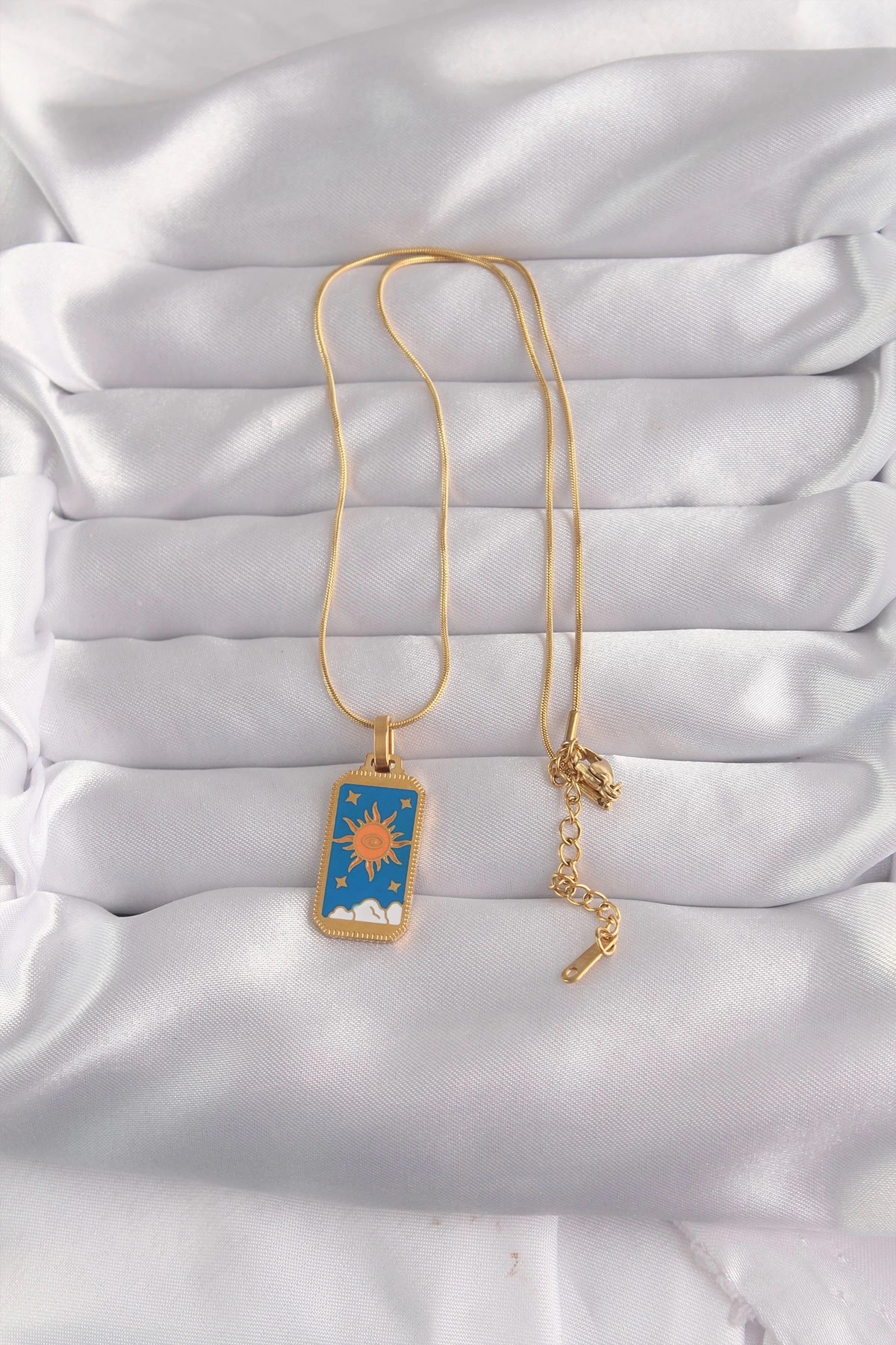 Mey İthalat® 316L Çelik Gold Renk Mavi Mineli Güneş Model Tarot Kolye