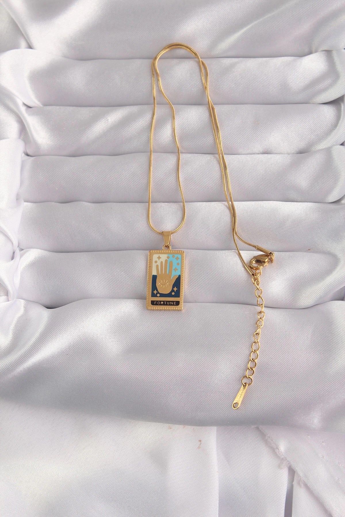Mey İthalat® 316L Çelik Gold Renk Karışık Mineli El Figür Tarot Kolye