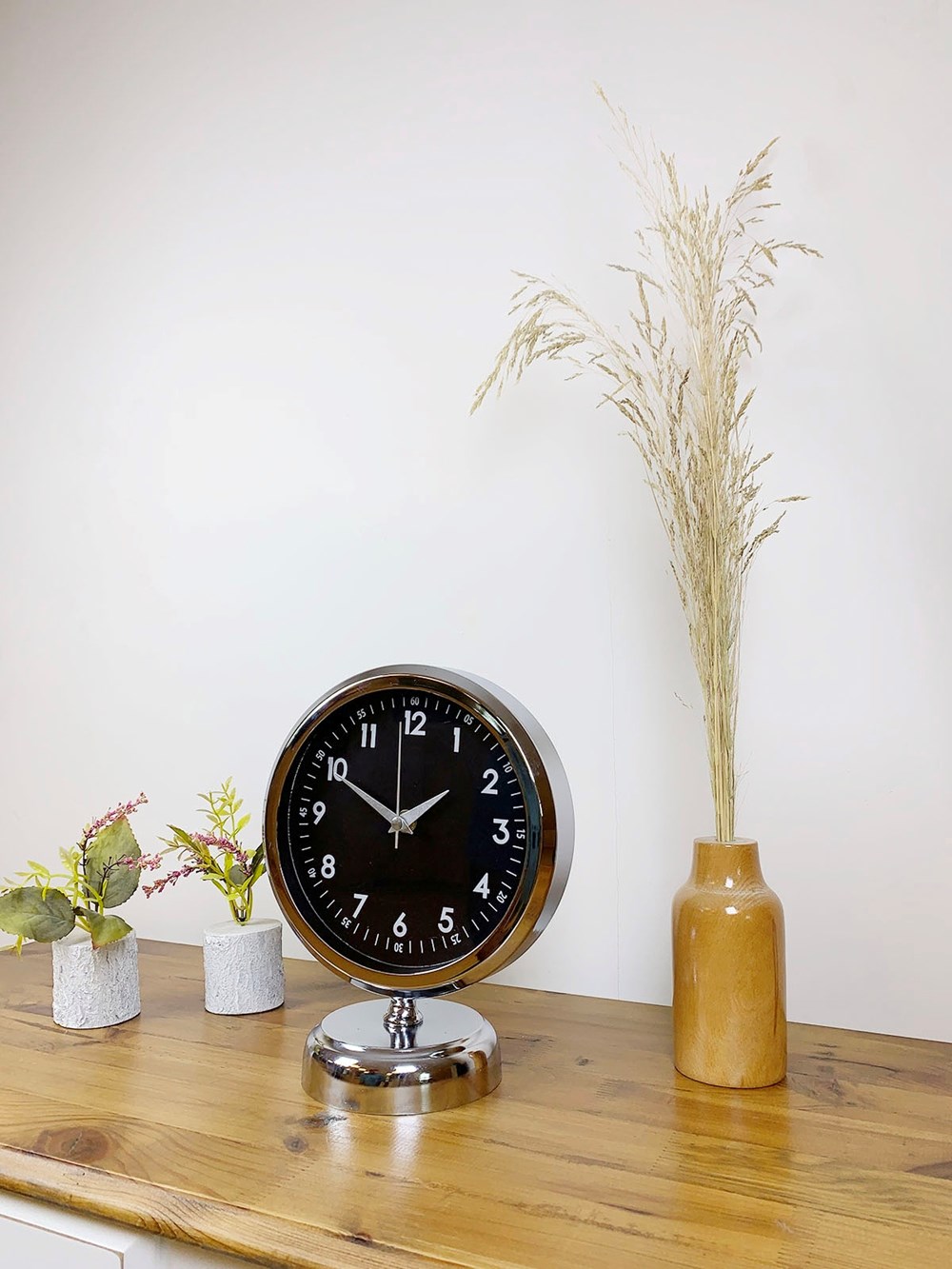 Krom Metal Gece Siyahı Masa Saati 25×20 cm