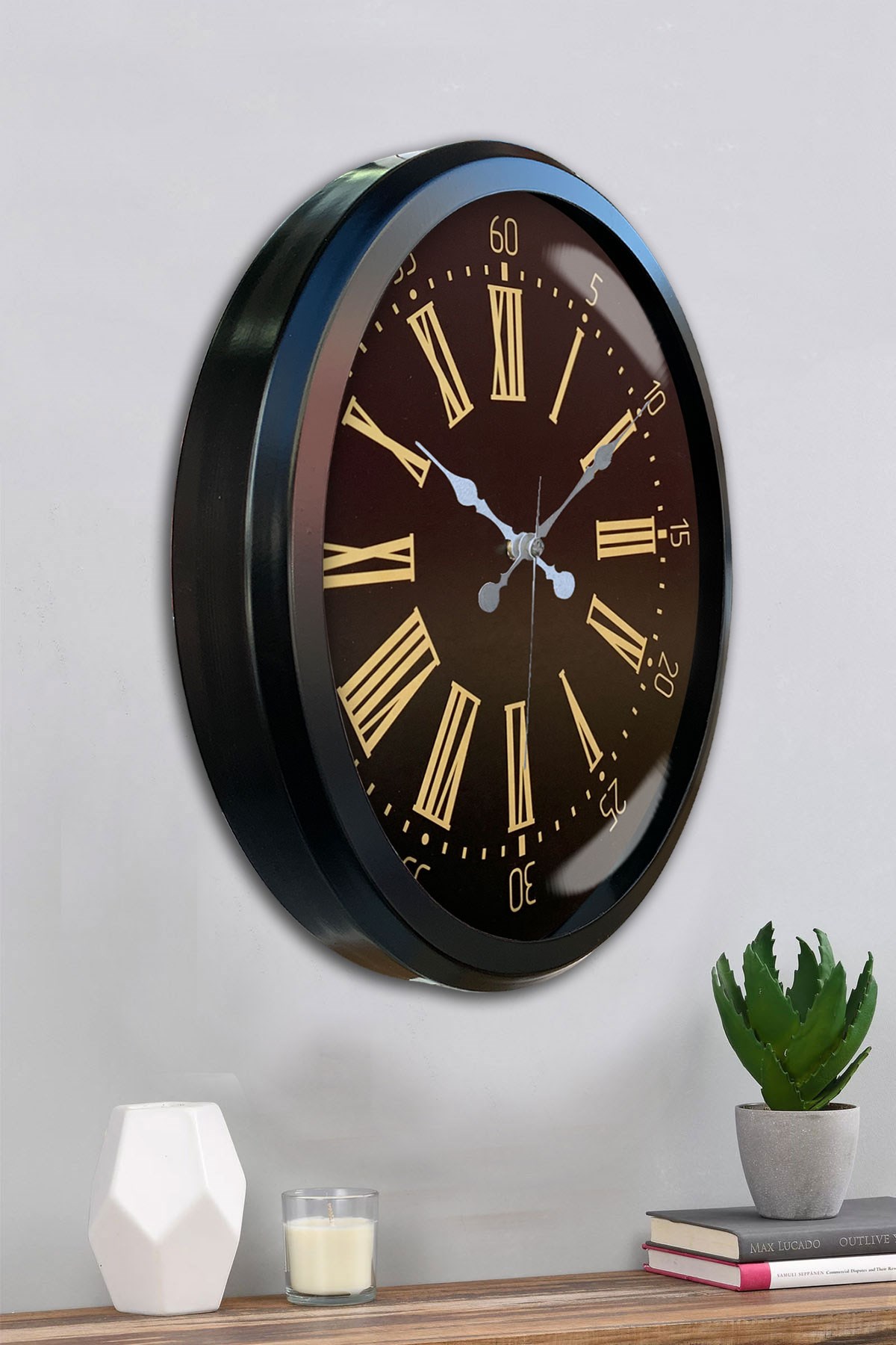 Siyah Roma Rakamlı 52 Cm Metal Duvar Saati