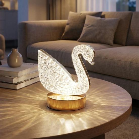 BUFFER® Kuğu Model Kristal LED Masa Lambası – Dokunmatik, 3 Renk Işık Modlu, Şarjlı Mini Dekoratif Gece Lambası