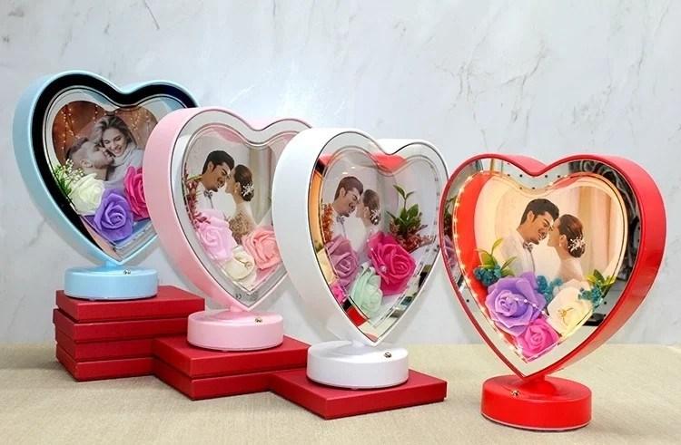 Kişiye Özel Fotoğraf Alanlı Ledli Çerçeve | 25x22 cm Dekoratif Işıklı Stand