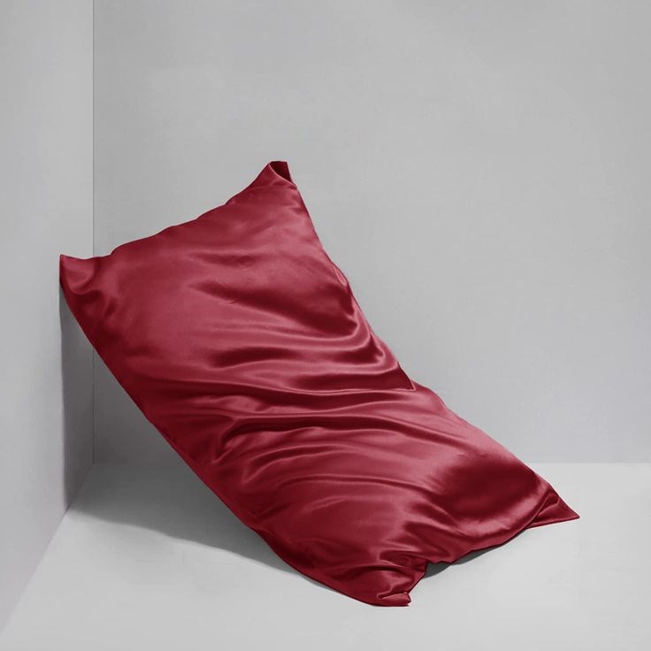 İpek Dokulu Mikrosaten Saten Yastık Kılıfı 50x70 (2’li Set) – Bordo – Saç ve Cilt Dostu