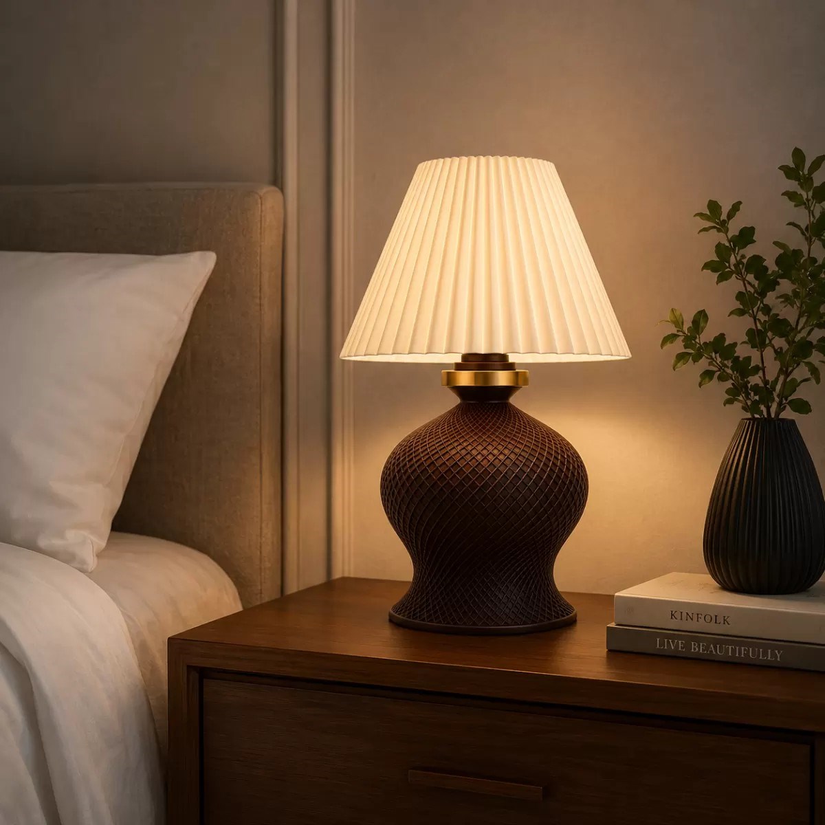 Luxury Tasarımlı Abajur – Yatak Odası Ve Çocuk Odası İçin Dekoratif Aydınlatma 31x45 Cm Üst Krem Alt Kahverengi