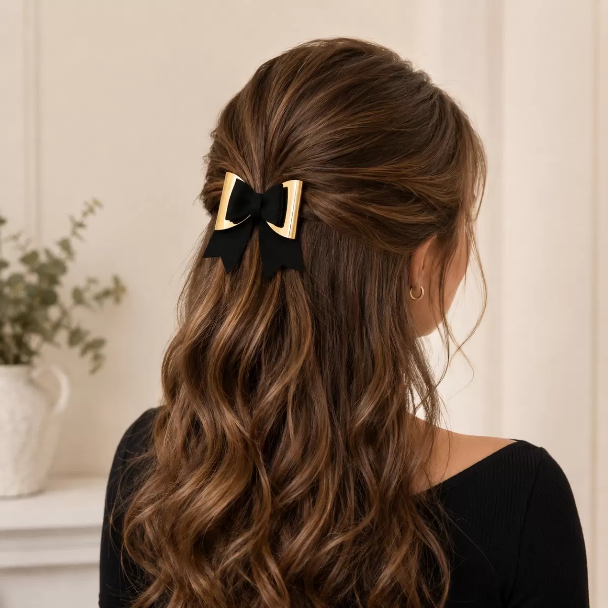Glitter Detaylı Fiyonk Saç Tokası 9x6 Cm Siyah-gold