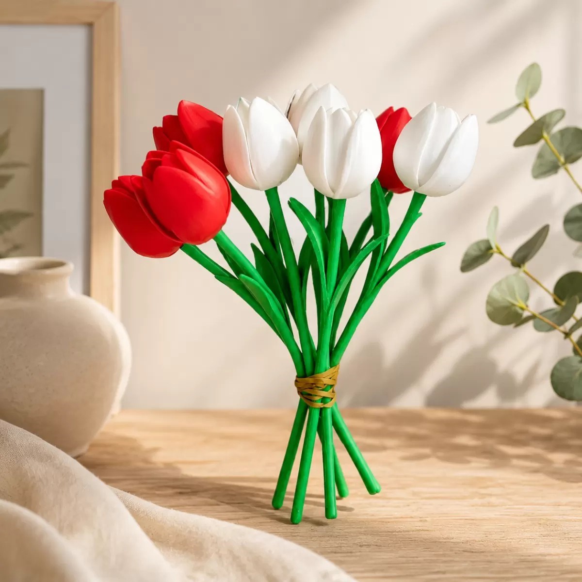 3d Baskı Yapay Islak Görünümlü Lale Demeti – 6’lı Dekoratif Çiçek Seti 24 Cm Beyaz / Kırmızı